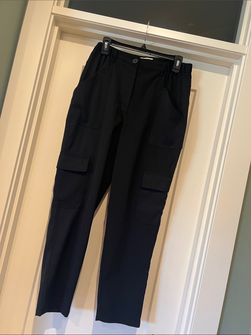 Women’s Black Cargo Pants - Classic Utility Style, med